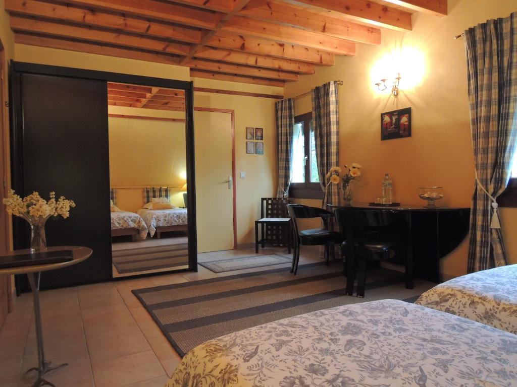 Villa Touloumo Mayrac Bilik gambar