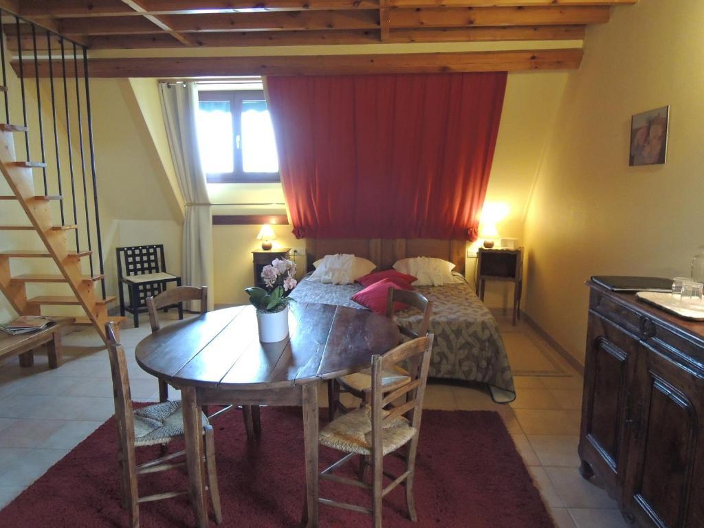 Villa Touloumo Mayrac Luaran gambar